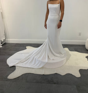 Alyssa Kristin 'Natalie' wedding dress size-08 PREOWNED