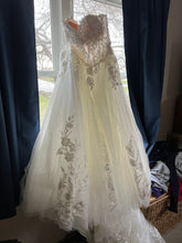Load image into Gallery viewer, Morilee &#39;Wynne&#39; wedding dress size-16 NEW
