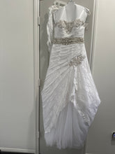 Load image into Gallery viewer,  &#39;Unknown&#39; wedding dress size-02 NEW
