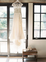 Load image into Gallery viewer, Liancarlo &#39;7814&#39; size 6 used wedding dress front view on hanger
