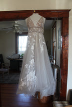 Load image into Gallery viewer, BHLDN &#39;Hearst&#39; size 6 used wedding dress front view on hanger
