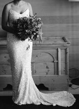 Load image into Gallery viewer, Karen willish holmes &#39;Anya with Genevieve Overlay&#39; wedding dress size-06 PREOWNED

