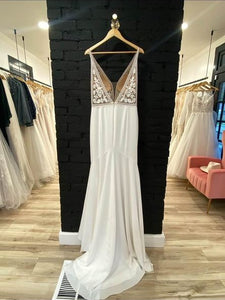Mikaella '2297' wedding dress size-06 NEW