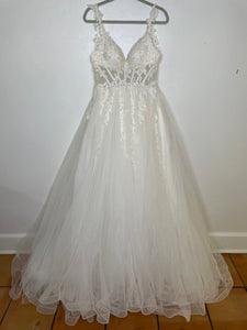  'Princess' wedding dress size-06 NEW