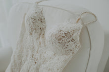 Load image into Gallery viewer, The Lovely One &#39;Lola &#39; wedding dress size-00 PREOWNED
