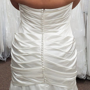 Maggie Sottero 'Maisey' wedding dress size-16 NEW