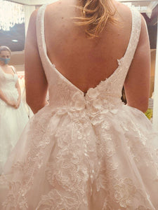 Barbara Kavchok 'Demi' wedding dress size-08 NEW