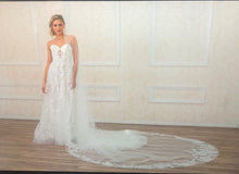 Load image into Gallery viewer, Estee Couture &#39;Perry&#39; size 12 new wedding dress front view on model
