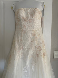 David's Bridal 'WG3862' wedding dress size-04 NEW