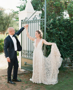 Alexandra Grecco 'Iris' wedding dress size-04 PREOWNED