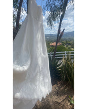 Load image into Gallery viewer, Anne Barge &#39;Blythe&#39; wedding dress size-08 SAMPLE
