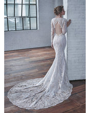 Load image into Gallery viewer, Badgley Mischka &#39;Callista&#39; size 12 sample wedding dress back view on model
