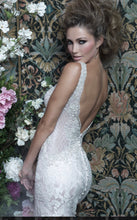 Load image into Gallery viewer, Allure Bridals &#39;C412&#39; size 12 used wedding dress side view on model
