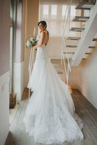 All Who Wander 'Leyla' wedding dress size-06 PREOWNED