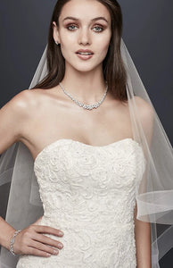Galina Signature '400 Soft White' size 16 new wedding dress front view close up
