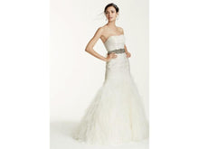 Load image into Gallery viewer, Galina Signature &#39;Basket Woven Trumpet&#39; size 6 new wedding dress front view on model
