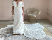 Load image into Gallery viewer, Studio Levana &#39;Sean&#39; wedding dress size-18 NEW
