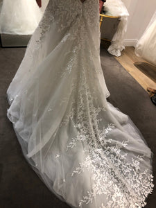 Mira Zwillinger 'Charla Gown' wedding dress size-14 NEW