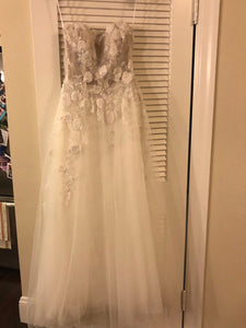 Jinza Jin 'Natalya' size 2 used wedding dress back view on hanger