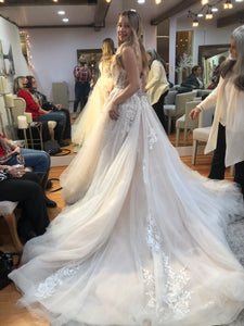 Martina Liana 'ML1154' wedding dress size-06 NEW