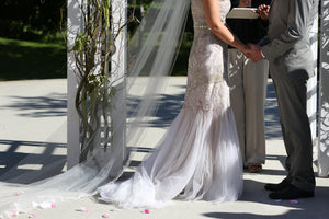 Badgley Mischka 'Pisces' wedding dress size-06 PREOWNED