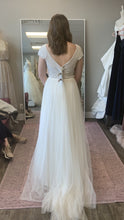 Load image into Gallery viewer, THEIA &#39;Nima&#39; wedding dress size-06 SAMPLE

