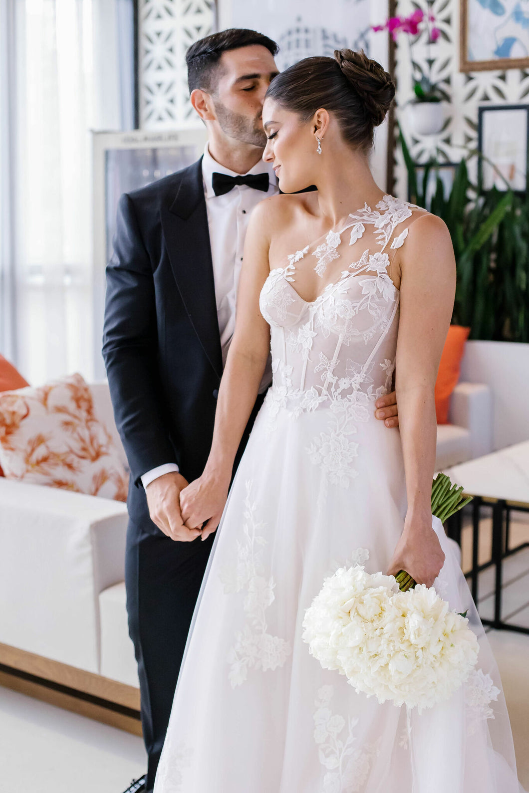 Ines Di Santo 'Soledad' wedding dress size-02 PREOWNED