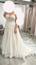 Load image into Gallery viewer, Private Collection &#39;Marie+&#39; wedding dress size-20 NEW
