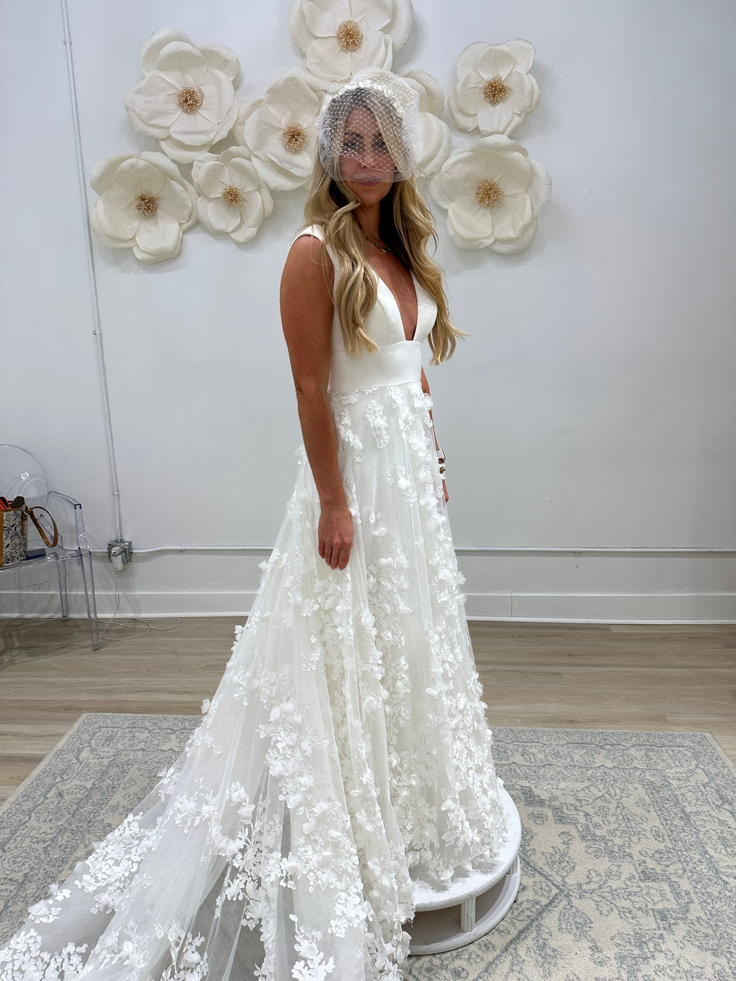 Martina Liana '1376' wedding dress size-06 PREOWNED