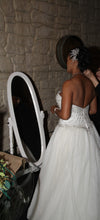 Load image into Gallery viewer, Fiore Coutre &#39;Princess&#39; size 14 sample wedding dress back view on bride
