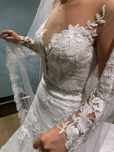 Viero 'Ximena' wedding dress size-00 NEW