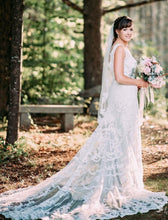 Load image into Gallery viewer, Allure Bridals &#39;9304&#39;
