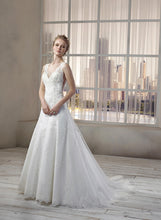 Load image into Gallery viewer, Kirstie Kelly &#39;Miss Kelly Paris&#39; size 24 new wedding dress front view on model
