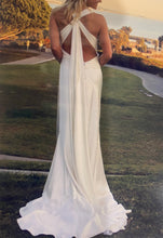 Load image into Gallery viewer, Amy Michelson &#39;Gold rush&#39; wedding dress size-04 PREOWNED
