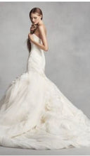 Load image into Gallery viewer, White by Vera Wang &#39;Bias-Tier Trumpet&#39; size 8 used wedding dress side view on model
