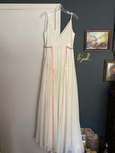 Load image into Gallery viewer, BHLDN &#39;Bonaire Dreams of You &#39; wedding dress size-06 NEW

