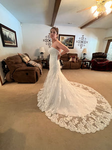 Allure Bridals '9374' wedding dress size-06 SAMPLE