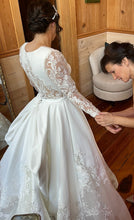 Load image into Gallery viewer, Pronovias &#39;Brown &#39; wedding dress size-02 PREOWNED
