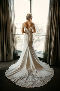 sophia tolli 'Brooklyn' wedding dress size-08 PREOWNED