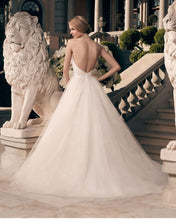 Load image into Gallery viewer, Casablanca &#39;Verdant Visions Style 2177&#39; wedding dress size-06 PREOWNED
