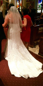 Oleg Cassini 'Oleg Cassini ' wedding dress size-14 PREOWNED