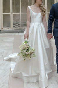 CAROL HANNAH 'EYRE' wedding dress size-00 PREOWNED