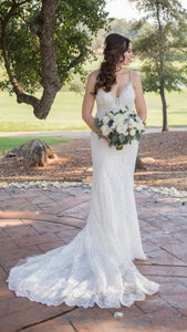 Allure Bridals '9452' wedding dress size-06 PREOWNED