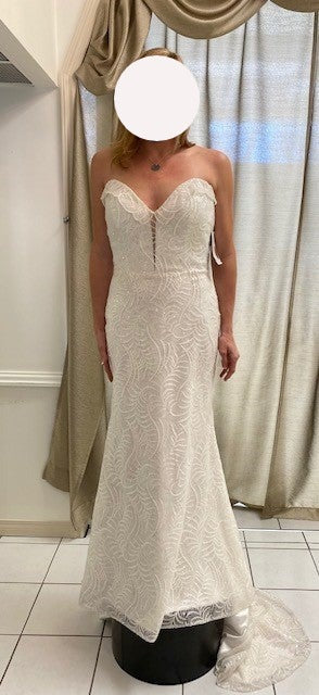 Madi Lane 'Morocco' wedding dress size-16 SAMPLE
