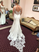 Load image into Gallery viewer, Maggie Sottero &#39;Alaina - 8MC734&#39; wedding dress size-10 PREOWNED
