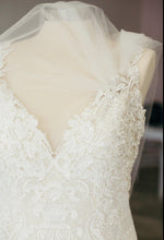 Load image into Gallery viewer, Designer Boutique &#39;Ivory Lace&#39;
