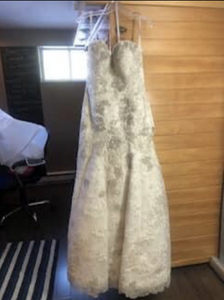  'Bella do sera ' wedding dress size-08 SAMPLE