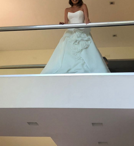 Maggie Sottero 'Bianca' size 4 used wedding dress
