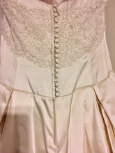 Load image into Gallery viewer, Judd Waddell &#39;Strapless&#39; size 8 used wedding dress back view on hanger
