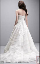 Load image into Gallery viewer, Vera Wang White &#39;A line Drop Waist&#39; size 10 new wedding dress back view on model
